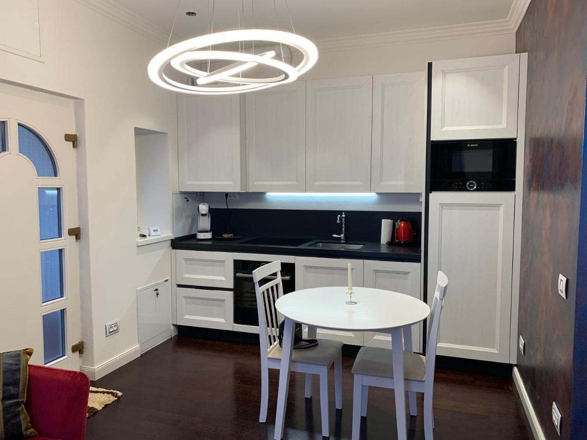 Schillerplatz Apartment Sibiu Ngoại thất bức ảnh