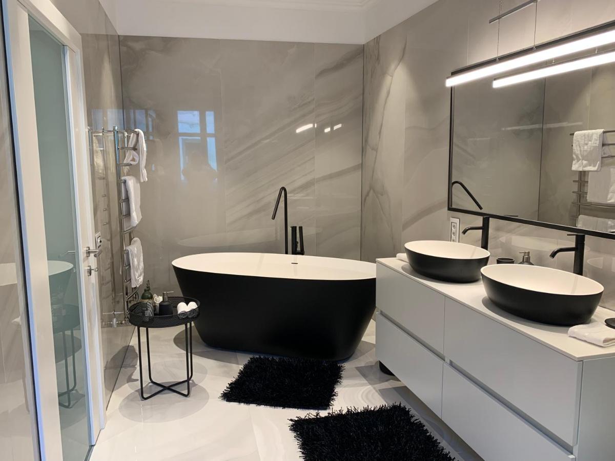 Schillerplatz Apartment Sibiu Ngoại thất bức ảnh