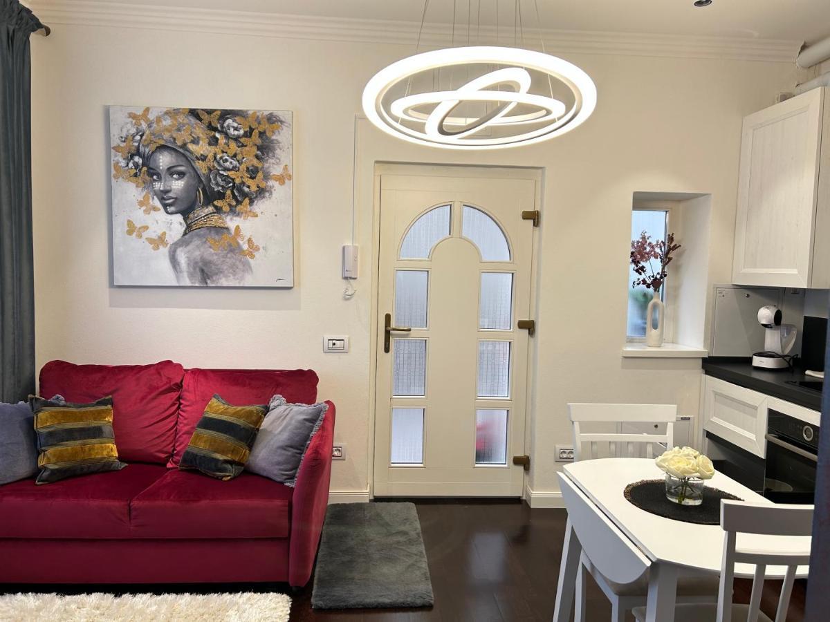 Schillerplatz Apartment Sibiu Ngoại thất bức ảnh